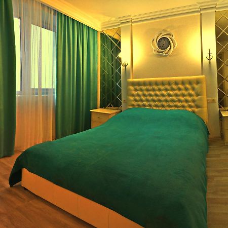 Apartlux 2 Chernihiv Ngoại thất bức ảnh